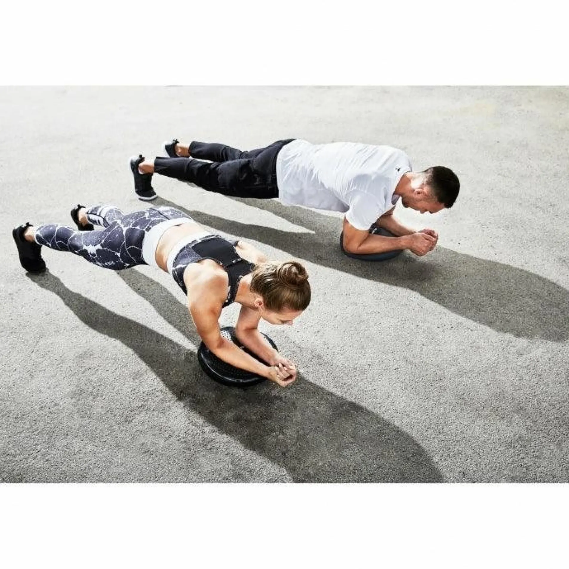 Balance Kissen rund mit Noppen inkl, Luftpumpe
